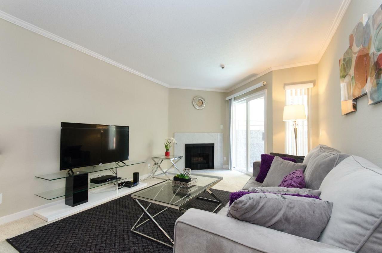Hollywood Apartment With Balcony Лос-Анджелес Экстерьер фото
